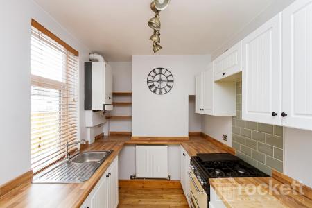 28_Eaves_Lane_gwi_53