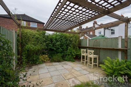 28_Eaves_Lane_gwi_52
