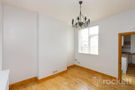 28_Eaves_Lane_gwi_53