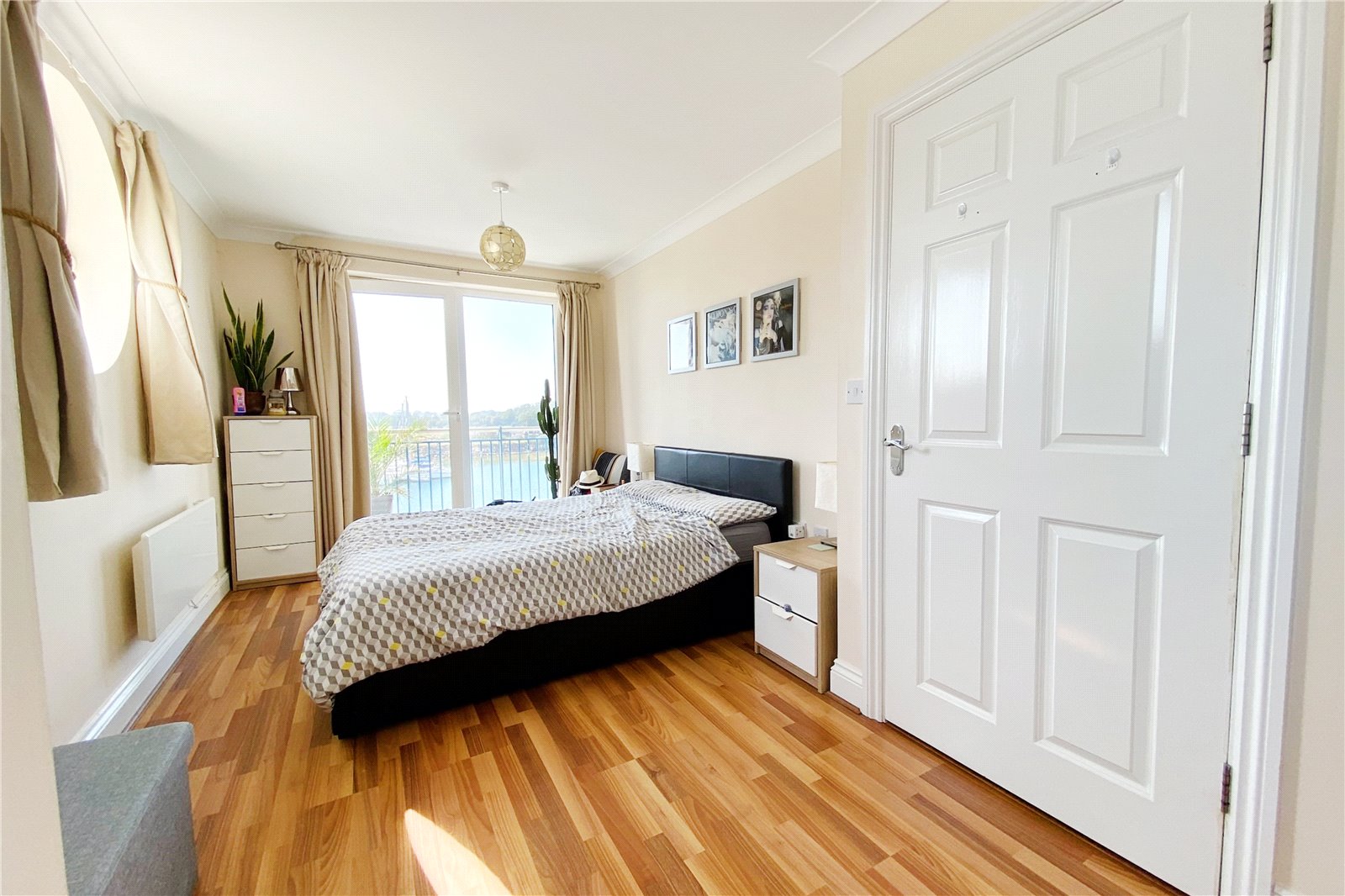 2 bedroom Apartment for sale in Littlehampton