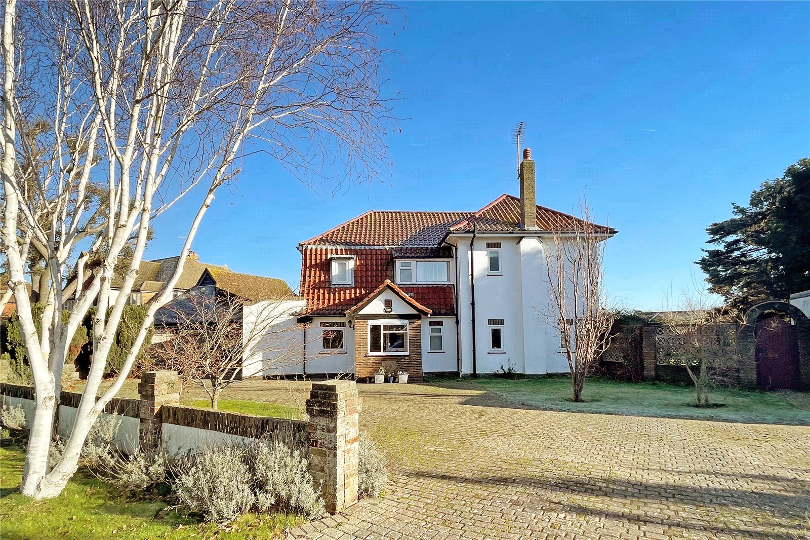 5 bedroom House for sale in Littlehampton