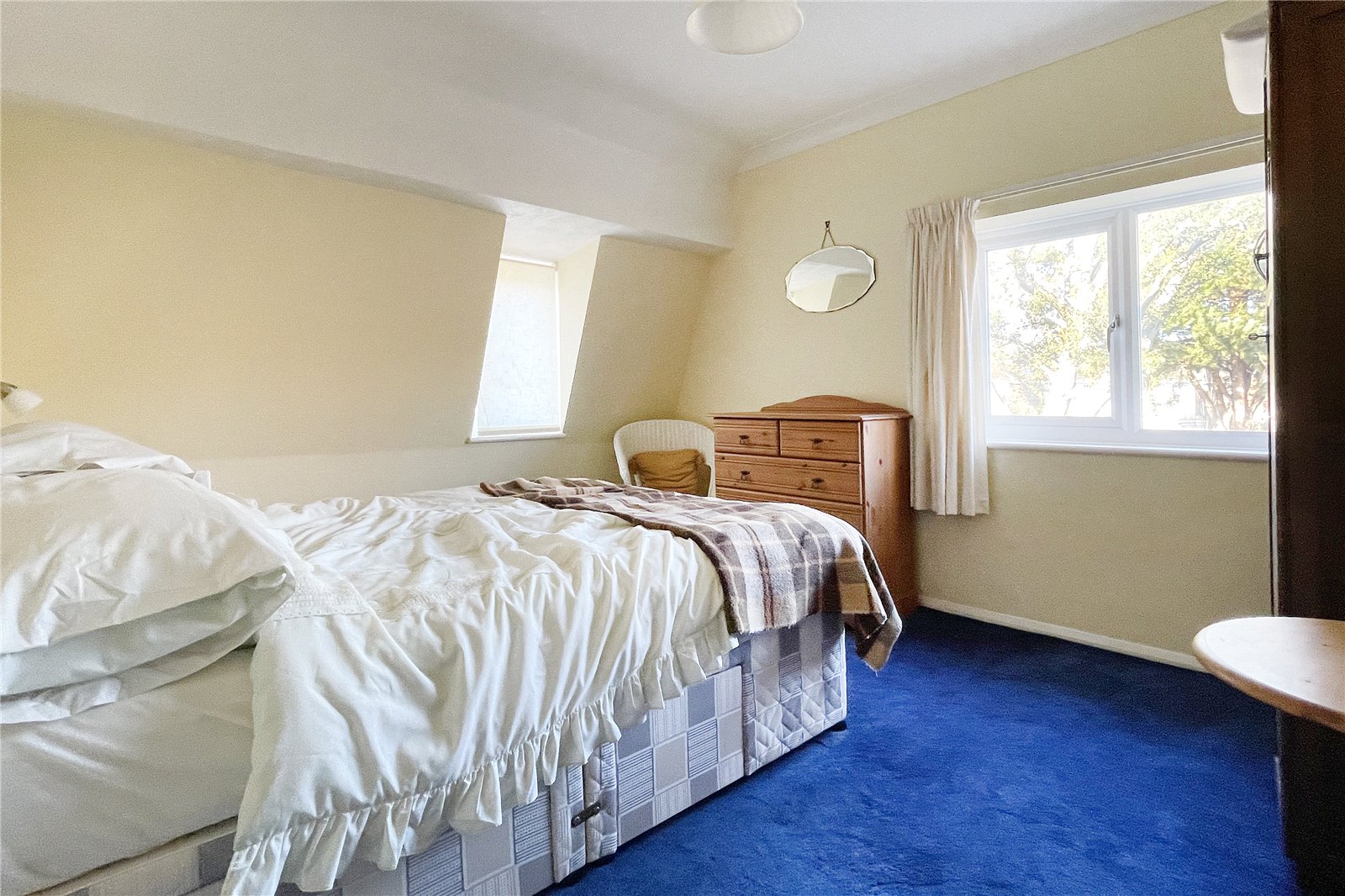 5 bedroom House for sale in Littlehampton