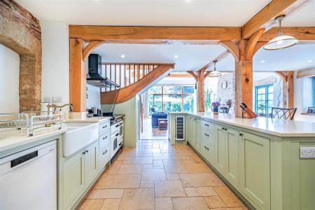 Ludd House Kitchen.jpg