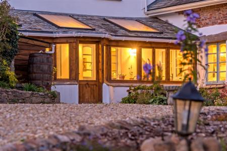 Ludd House Twilight 9.jpg