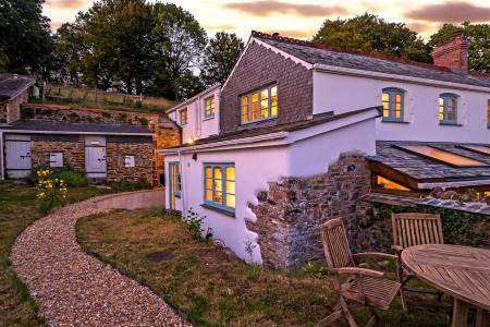 Ludd House Twilight 5.jpg