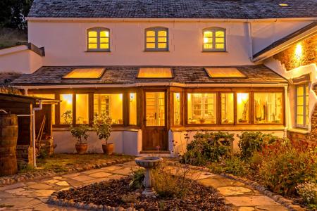 Ludd House Twilight 12.jpg