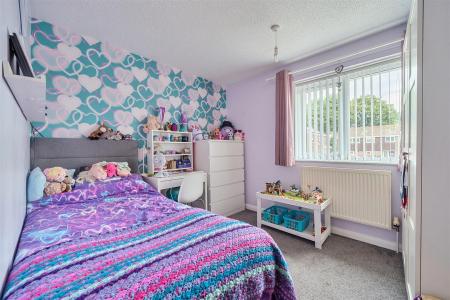Savery Bed 3.jpg