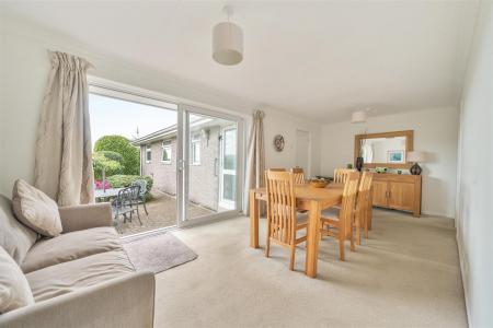 Abbotts Park Dining Room bl.jpg