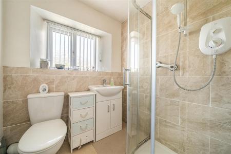 New Park Rd Shower Room.jpg