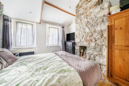 Clare St Bedroom...jpg