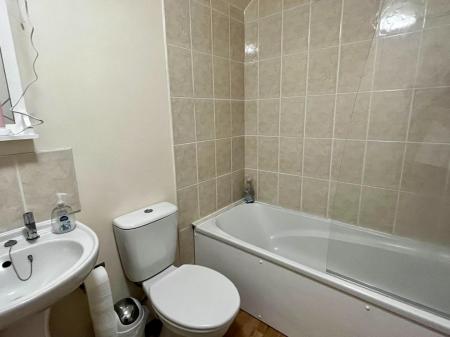 Ensuite Two 1.jpg