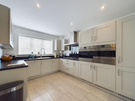 Kitchen Breakfast/Dining Room