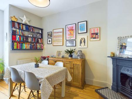 Sitting/Dining Room