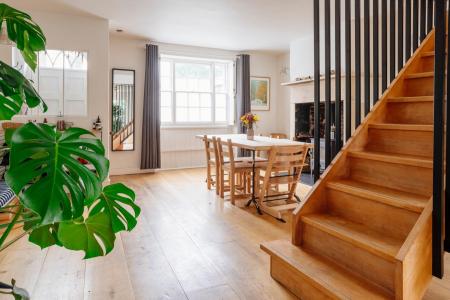 Open Plan Living Room/Kitchen