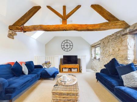 Open Plan Kitchen/Living Area