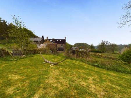 CAM03810G0-PR0015-STILL026.jpg