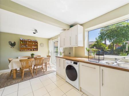 Open-Plan Kitchen / Diner