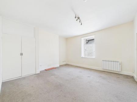 Open plan living/dining room
