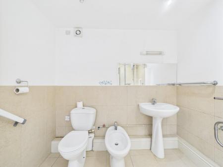 Ensuite Bathroom