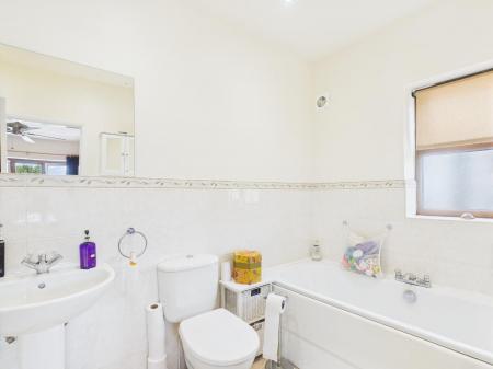 Ensuite Bathroom