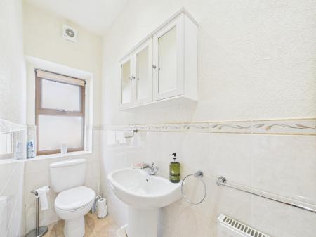 Ensuite Shower Room