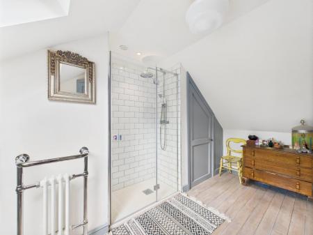 Ensuite Shower Room