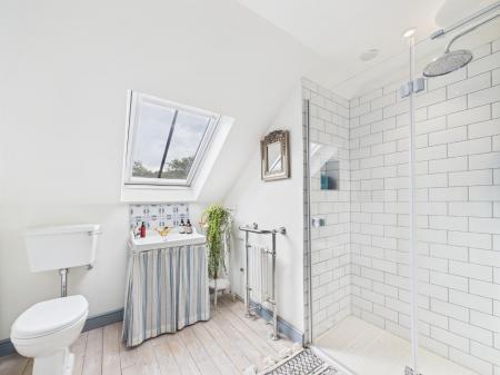 Ensuite Shower Room