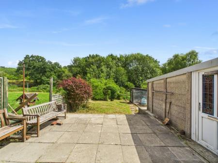 CAM03810G0-PR0357-STILL022.jpg