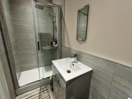 Ensuite.jpg