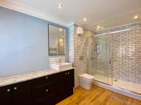 En Suite Shower Room