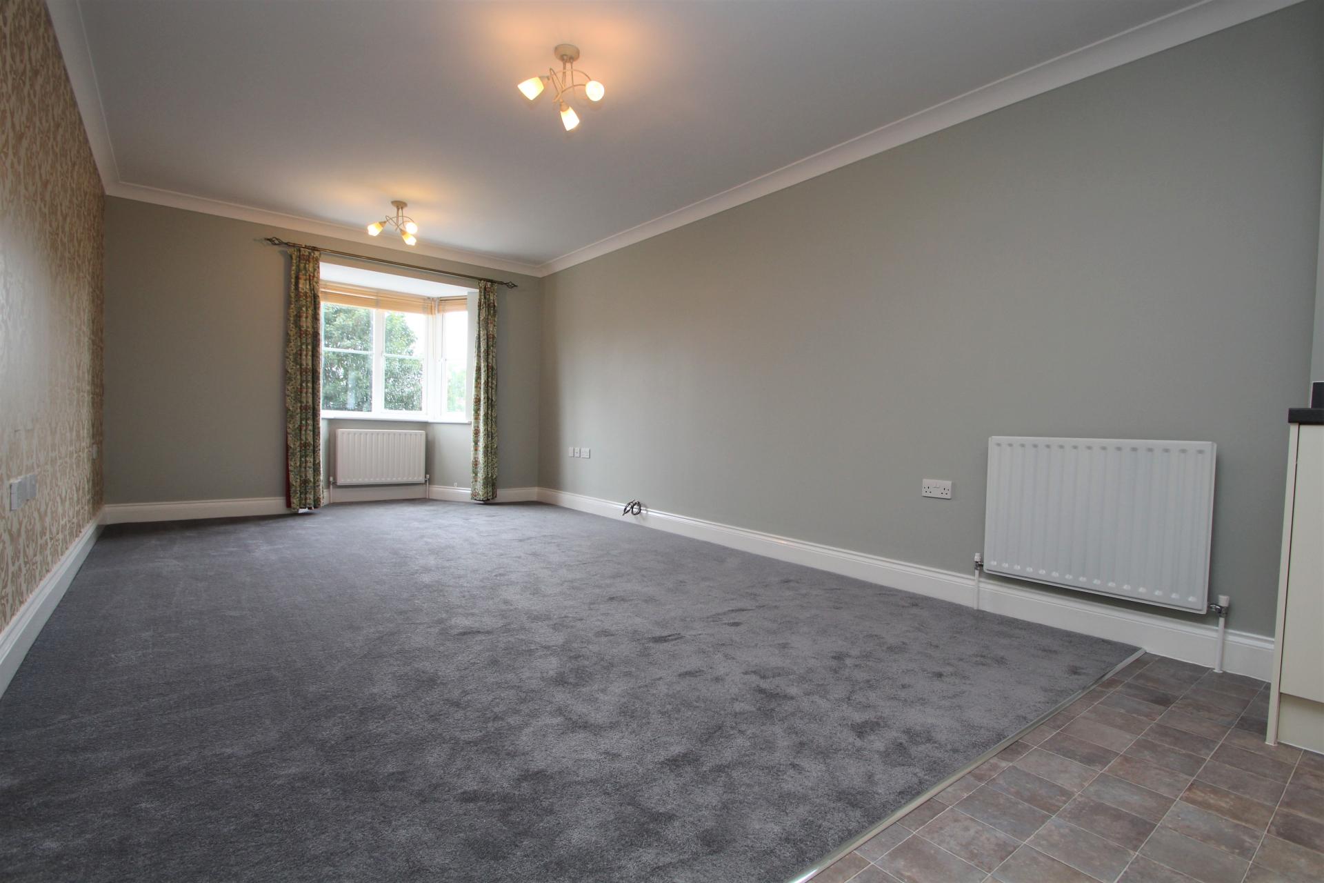 2 bedroom Apartment for rent in Epsom