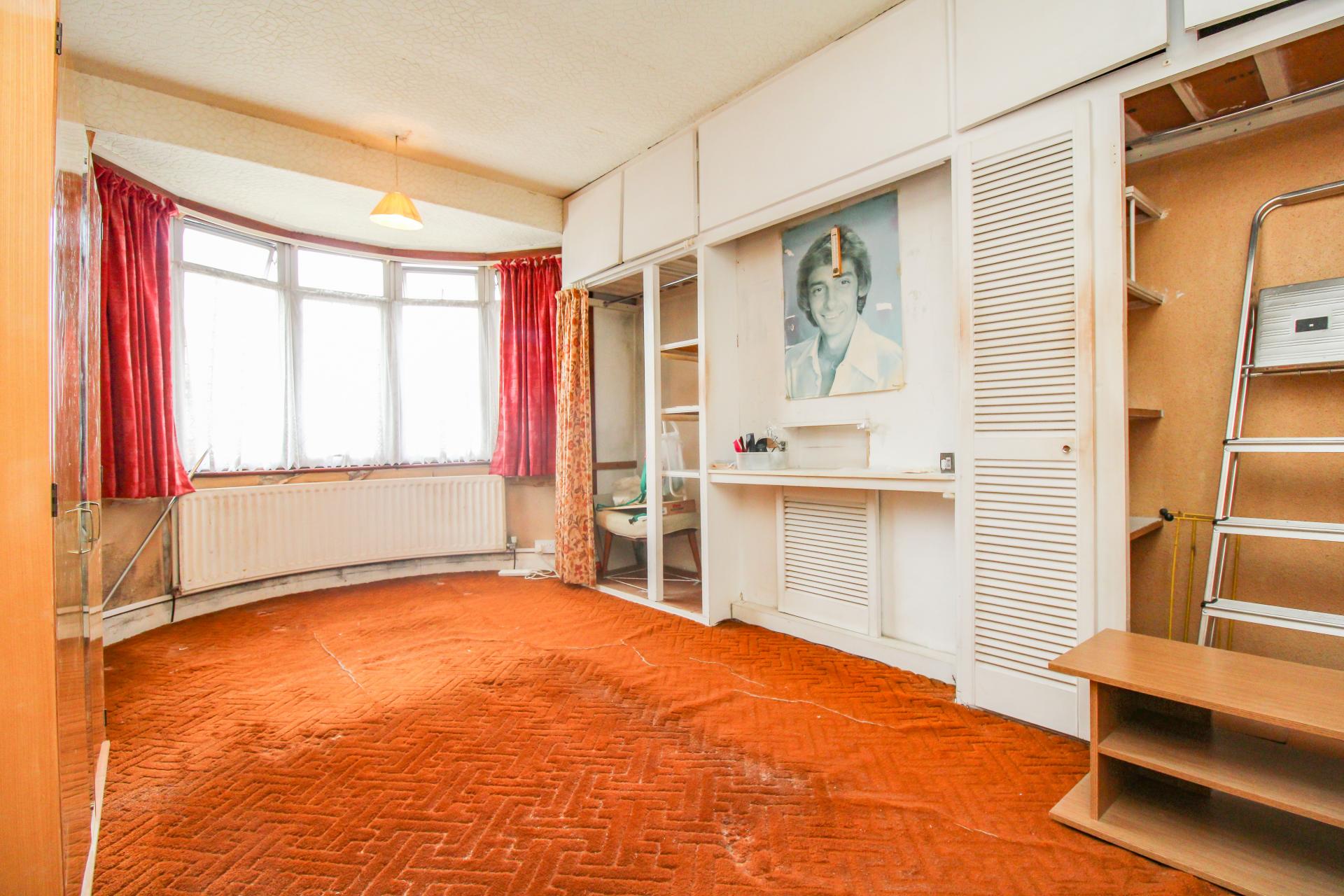 3 bedroom SemiDetached House for sale in Surbiton