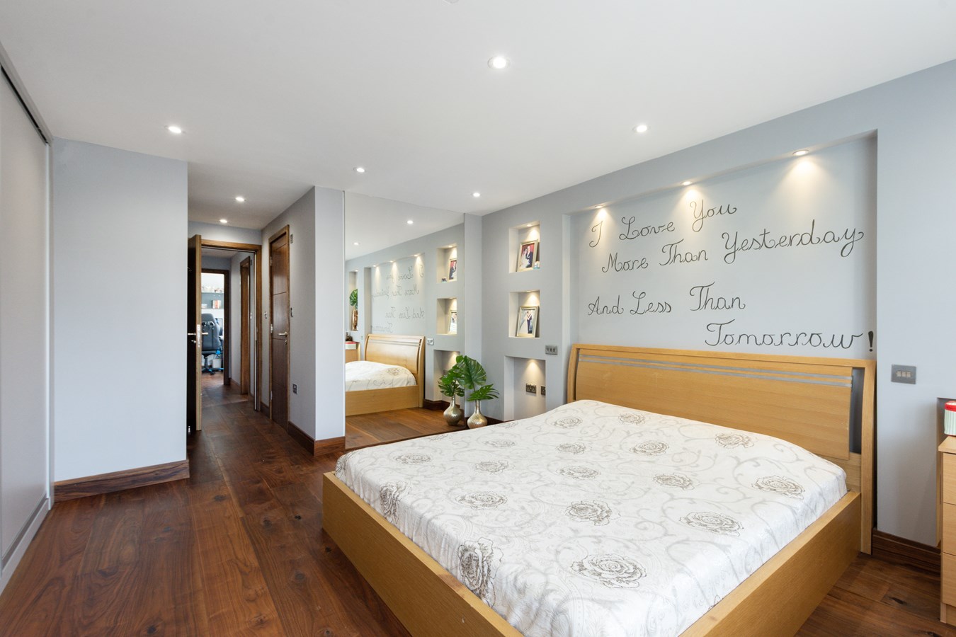 4 bedroom SemiDetached House for sale in Sidcup