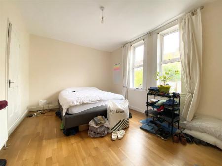 Bedroom.jpg