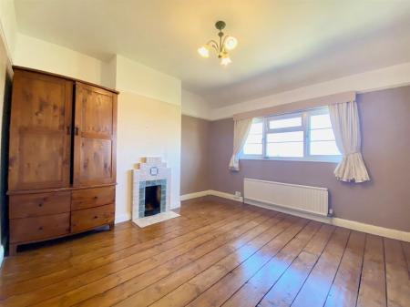 Bedroom 2 2.jpg