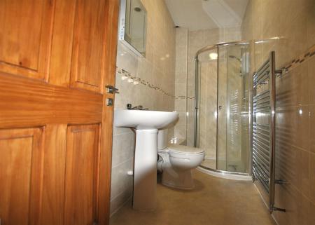 Bathroom.JPG
