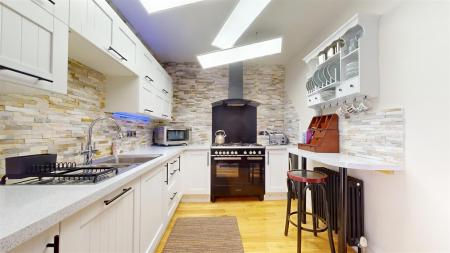 Kitchen/Breakfast Area