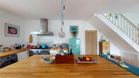 Kitchen/Dining Area