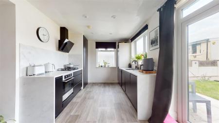 Kitchen/Breakfast Area