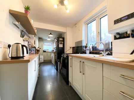 Kitchen.jpg