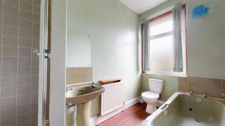 Fishponds-04282025_121004.jpg