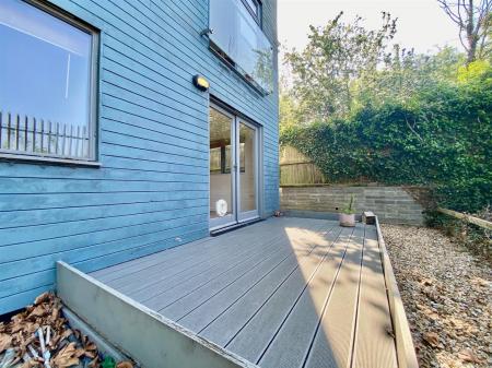 Decking 2.jpg