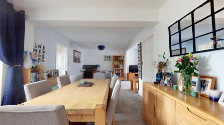 Lounge/Diner