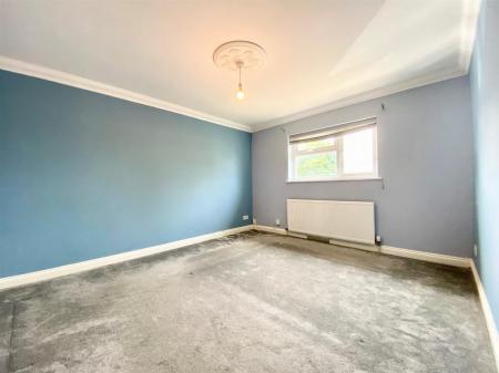 Bedroom 2.jpg