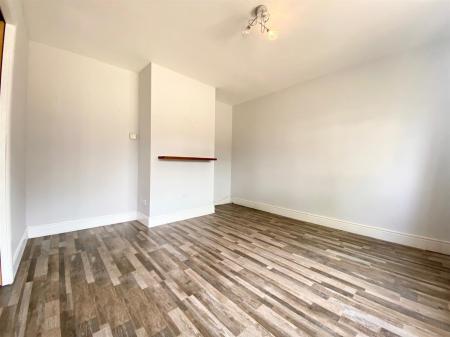 Lounge 3.jpg