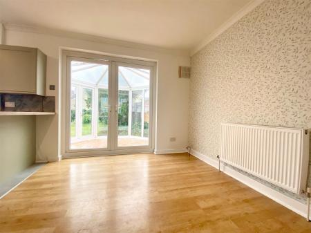 Dining Room.jpg