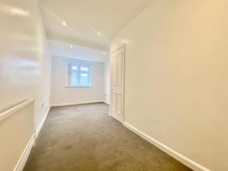 Bedroom 3.jpg