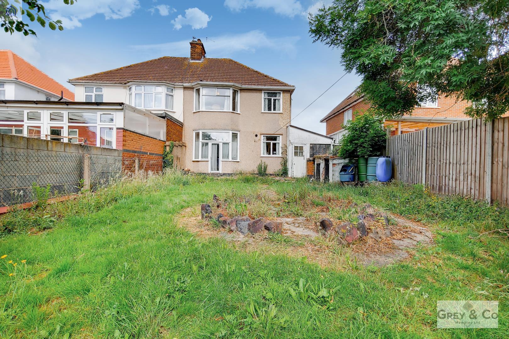 3 bedroom house for sale in Wembley