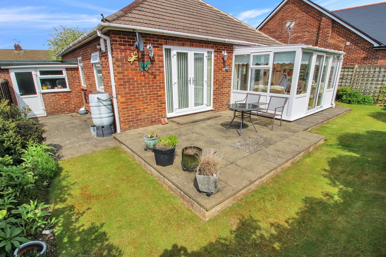 2 bedroom Detached Bungalow for sale in Wigmore, Gillingham