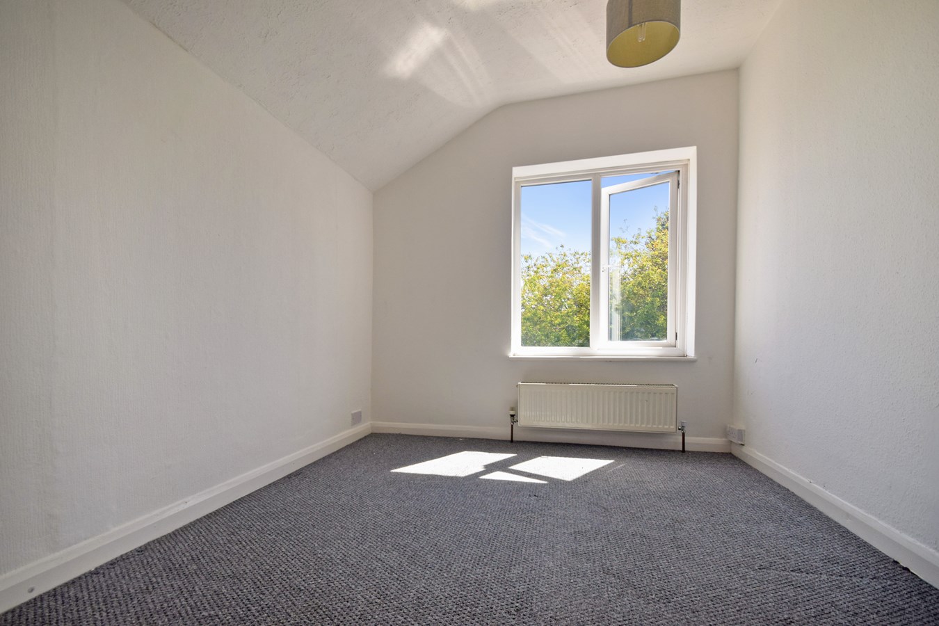 3 bedroom Terraced House for sale in Gillingham